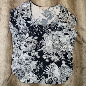 LOFT Gray floral mixed media top